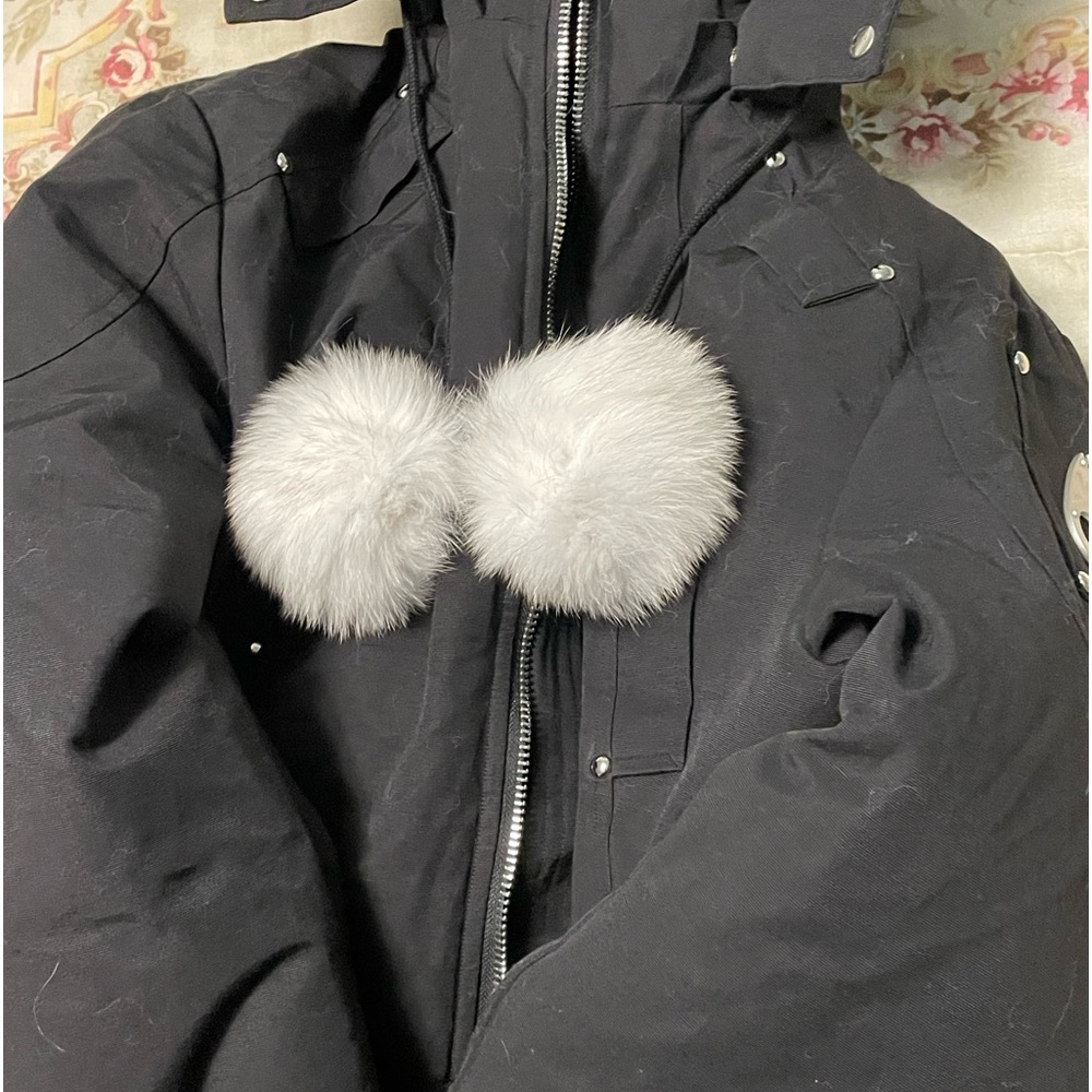 Moose knuckles size L women